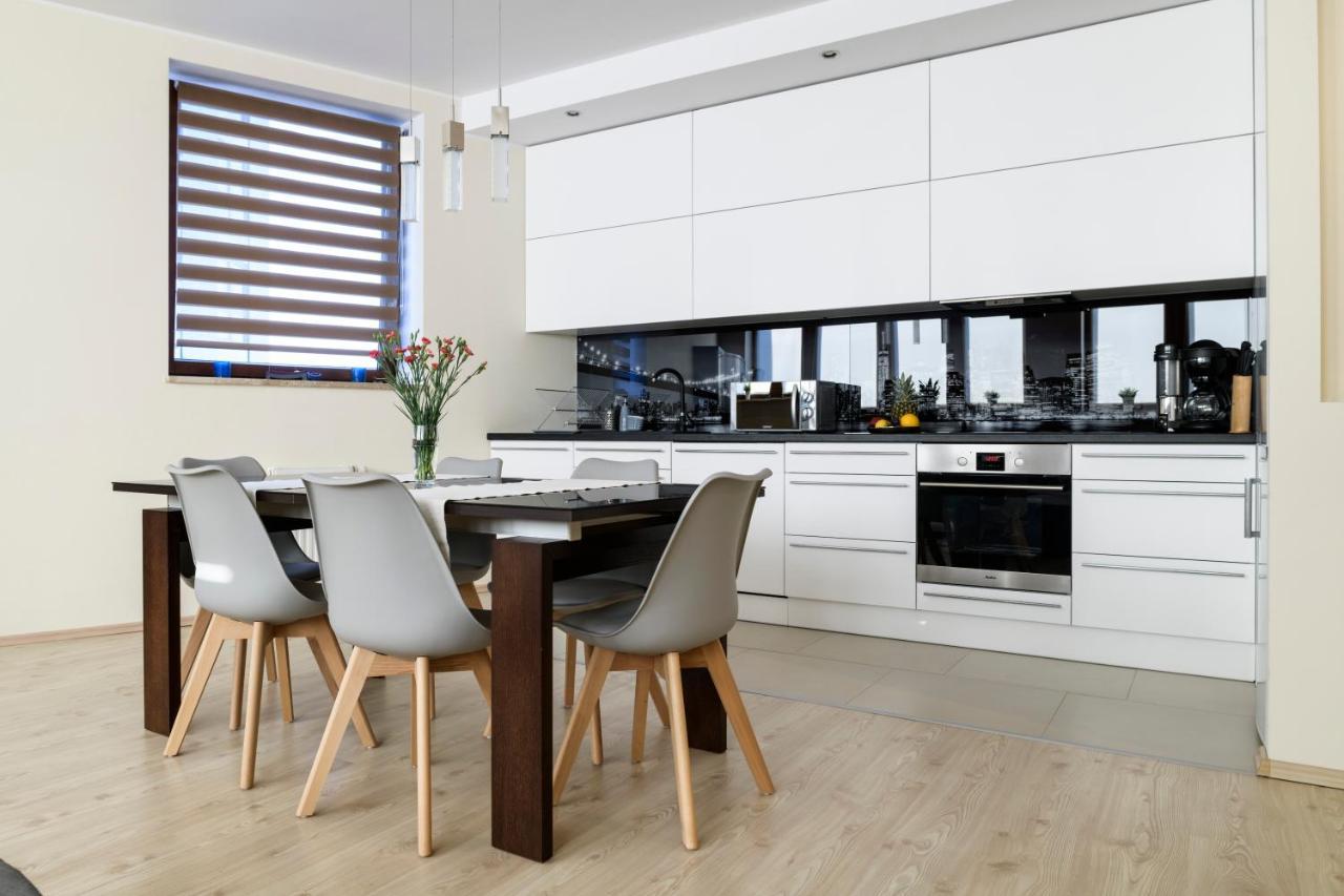 Ajk Apartament W Sea Towers Gdynia Buitenkant foto