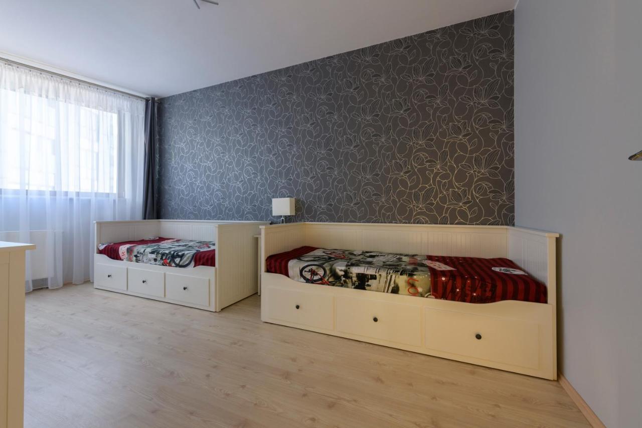 Ajk Apartament W Sea Towers Gdynia Buitenkant foto